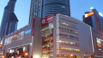 上海人民广场来福士广场办公楼